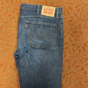 Men’s dark wash Levi’s 511